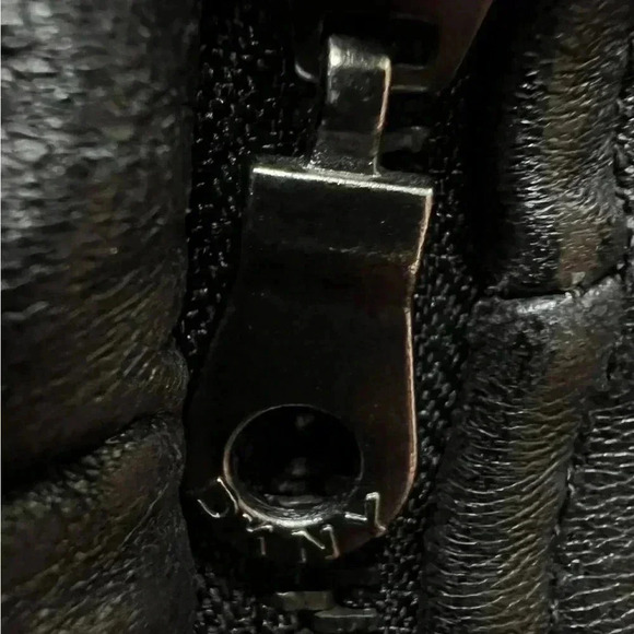 DKNY Donna Karan New York| ladies lambskin moto style leather jacket. Size: S - Picture 2 of 16